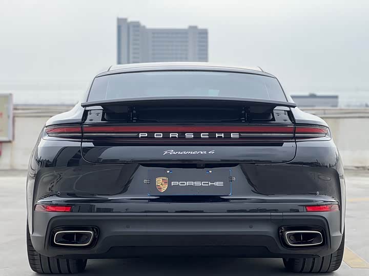 Фото 9 - Porsche Panamera