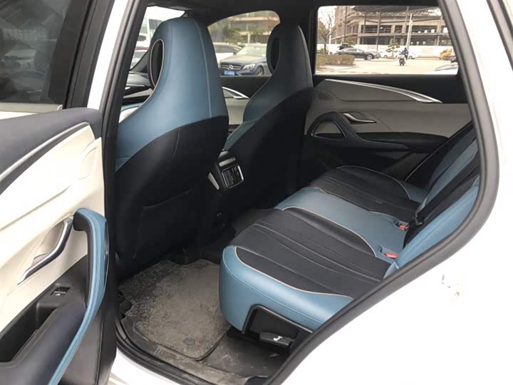 Фото 6 - BYD Song Pro