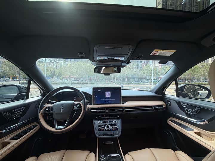 Фото 5 - Lincoln Corsair