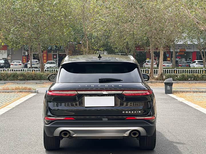 Фото 8 - Lincoln Corsair