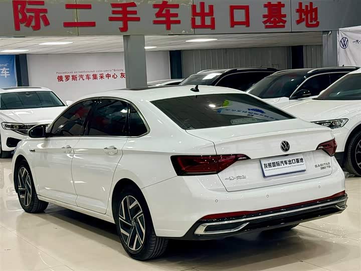 Фото 4 - Volkswagen Sagitar L