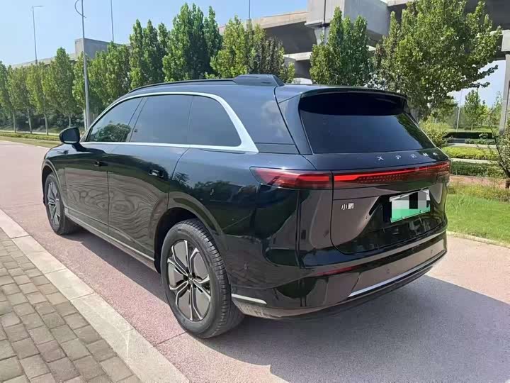 Фото 6 - XPeng G9