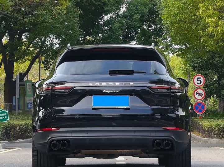 Фото 3 - Porsche Cayenne