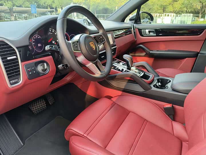 Фото 7 - Porsche Cayenne