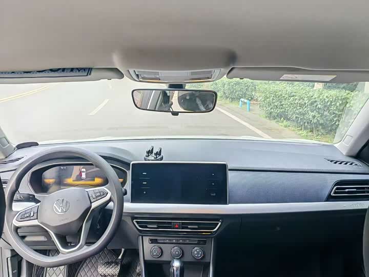 Фото 5 - Volkswagen Lavida