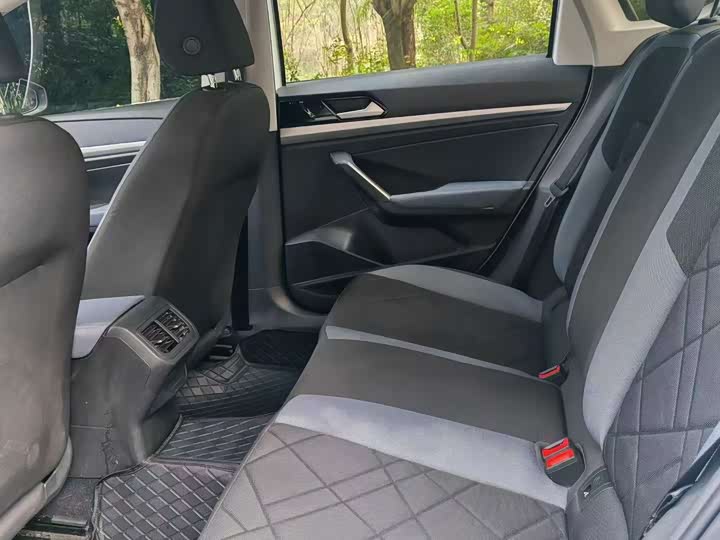 Фото 6 - Volkswagen Lavida