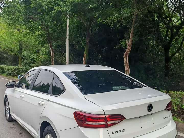 Фото 7 - Volkswagen Lavida