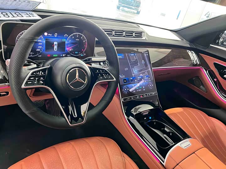 Фото 5 - Mercedes-Benz S-Class