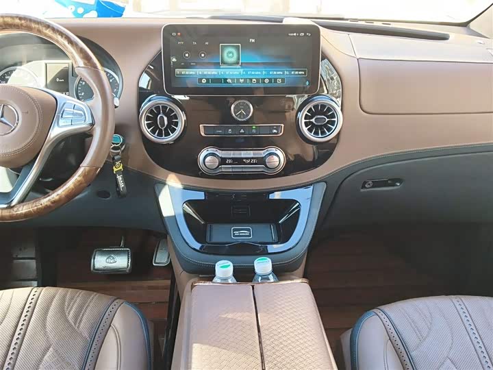 Фото 6 - Mercedes-Benz Vito