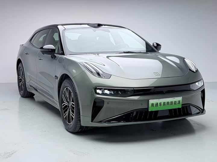 Фото 3 - Zeekr 001