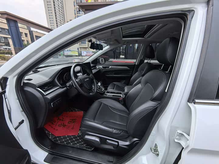 Фото 7 - Haval M6