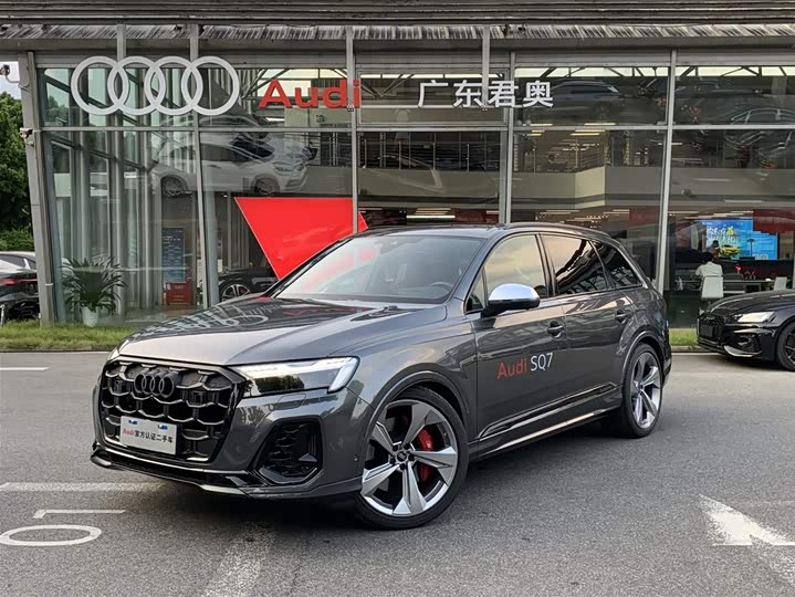 Фото 1 - Audi SQ7