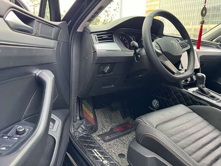 Фото 6 - Volkswagen Magotan