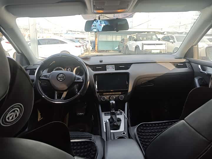 Фото 7 - Skoda Octavia Pro