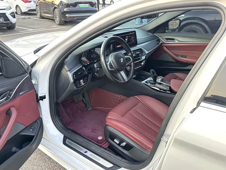 Фото 4 - BMW 5 Series