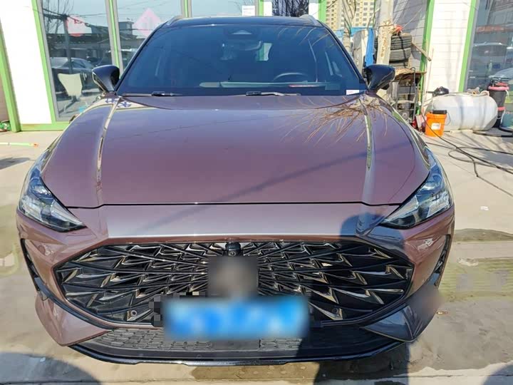 Фото 3 - MG Motor One