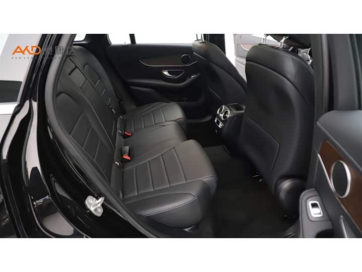 Фото 8 - Mercedes-Benz GLC-Class