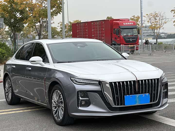 Фото 4 - Hongqi H5