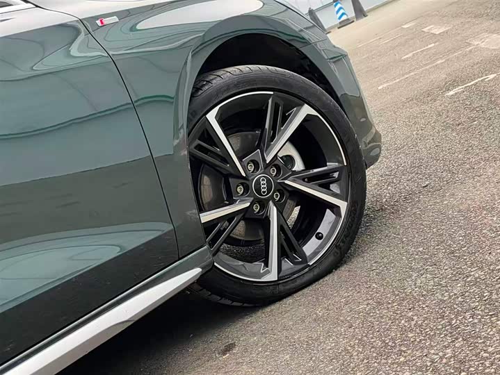 Фото 5 - Audi A3