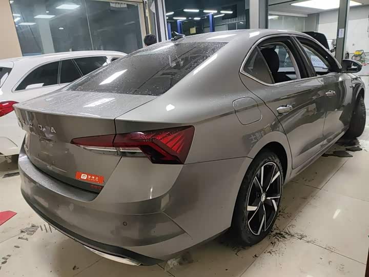 Фото 4 - Skoda Octavia Pro