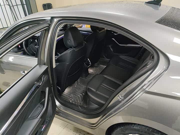 Фото 6 - Skoda Octavia Pro