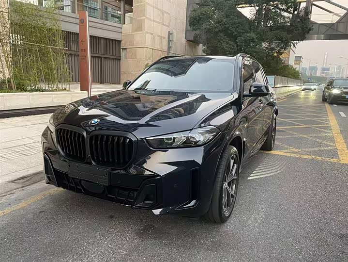Фото 1 - BMW X5