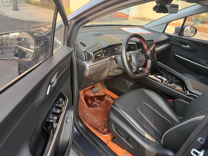 Фото 8 - Hyundai Custo