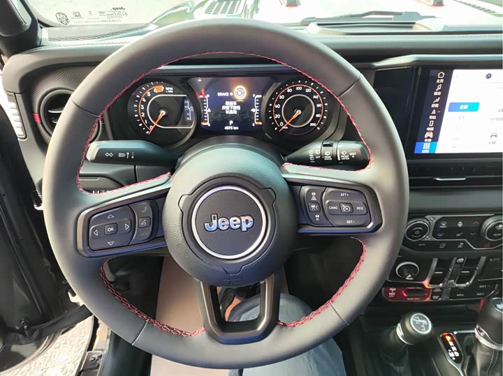 Фото 7 - Jeep Wrangler