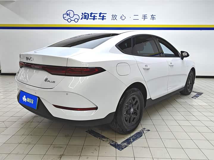 Фото 3 - BYD Qin Plus
