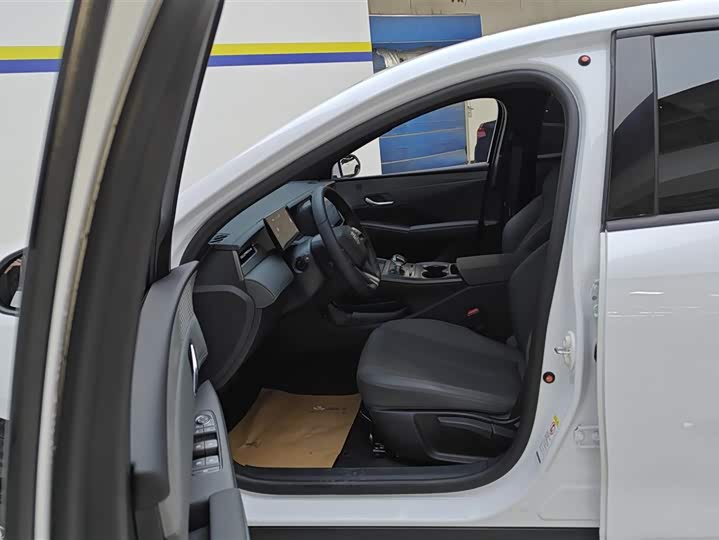 Фото 9 - BYD Qin Plus