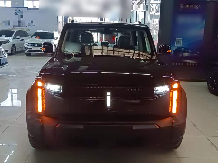 Фото 3 - Chery iCar 03