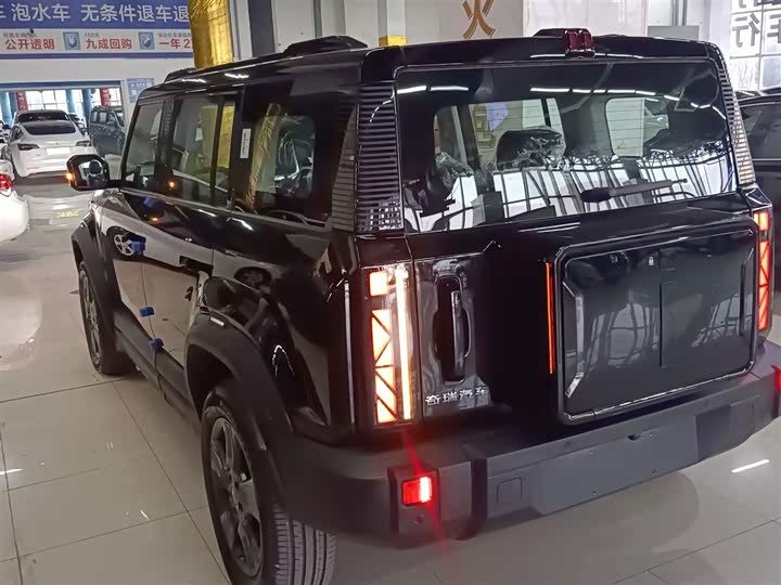 Фото 5 - Chery iCar 03