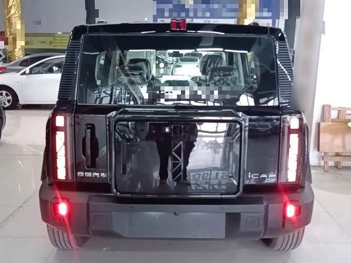 Фото 6 - Chery iCar 03