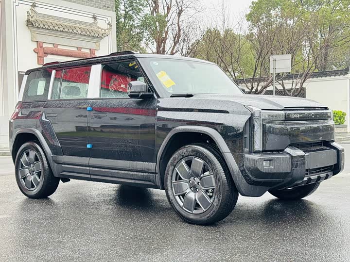 Фото 3 - Chery iCar 03T