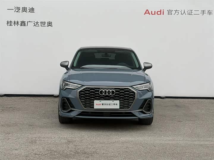 Фото 2 - Audi Q3 Sportback