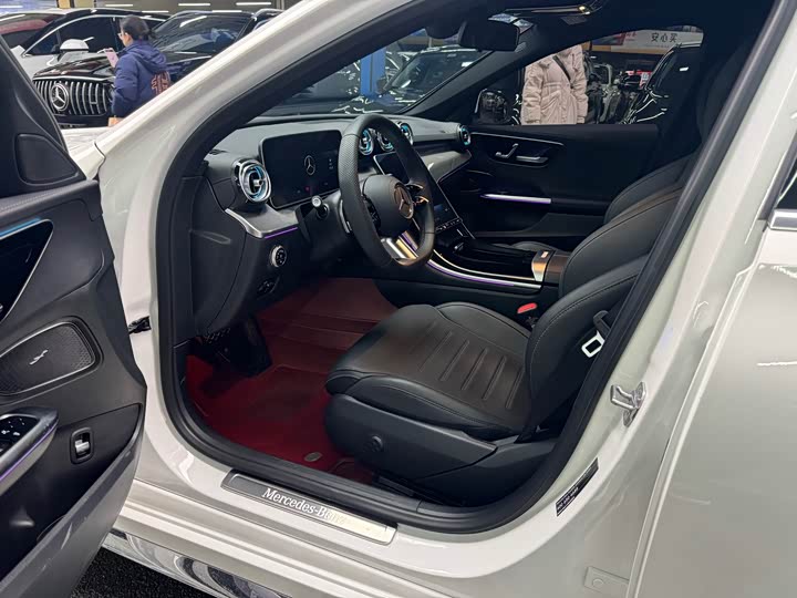 Фото 5 - Mercedes-Benz C-Class