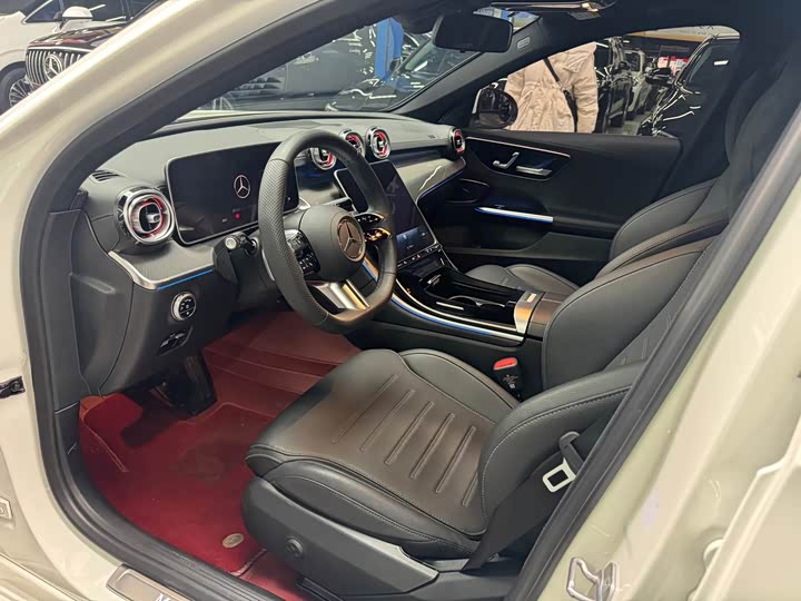 Фото 7 - Mercedes-Benz C-Class