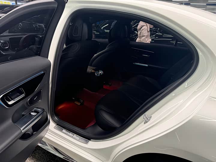 Фото 8 - Mercedes-Benz C-Class