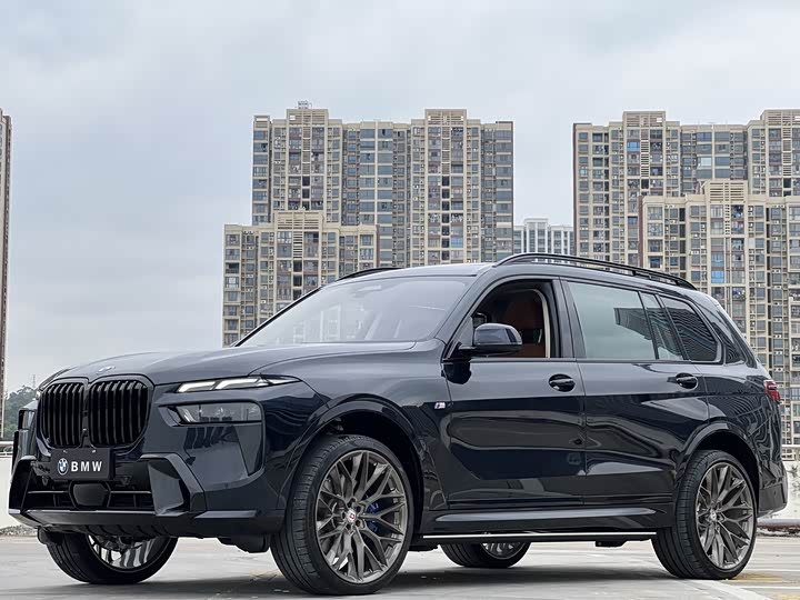 Фото 1 - BMW X7