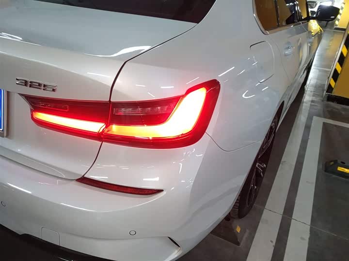 Фото 8 - BMW 3 Series