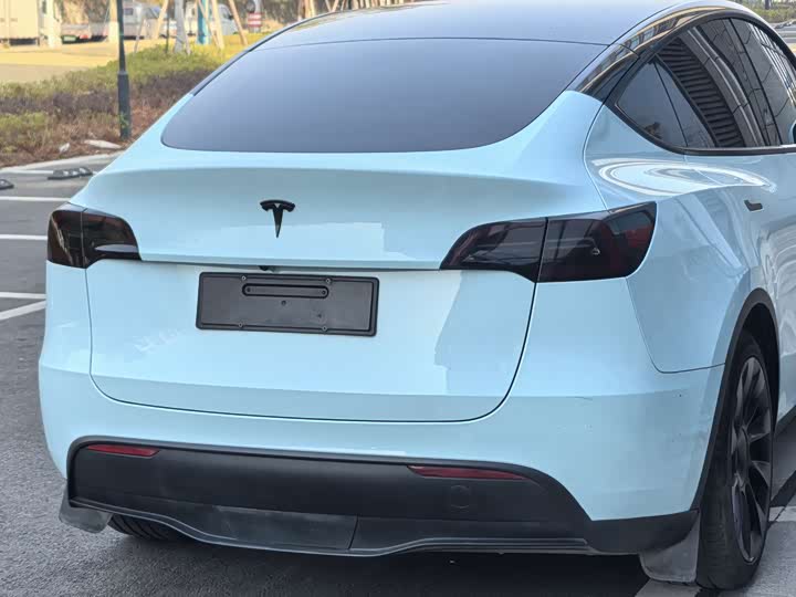 Фото 9 - Tesla Model Y