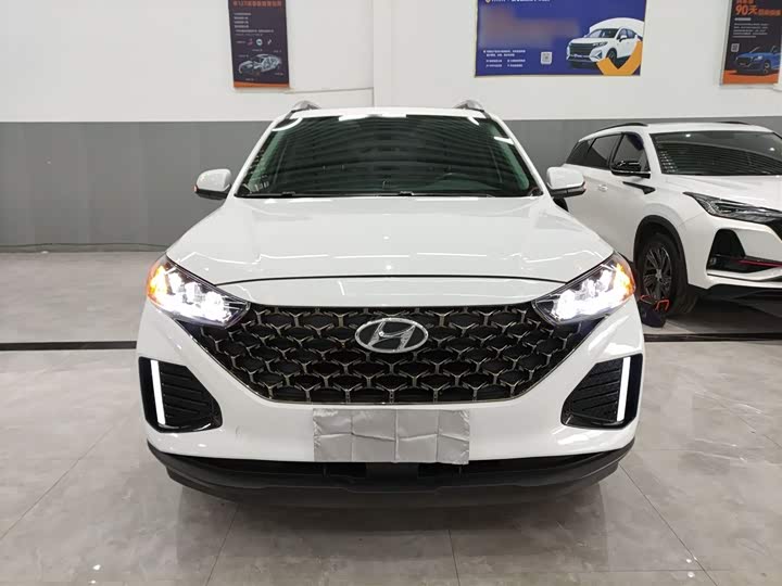 Фото 3 - Hyundai ix35 (Mufasa)