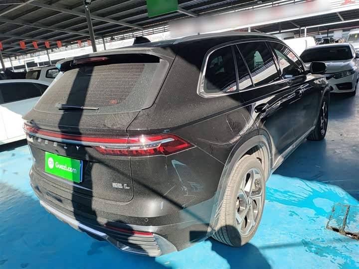 Фото 7 - Geely Monjaro