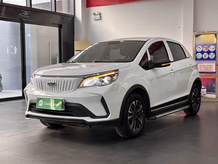 Фото 2 - Geely Geometry EX3