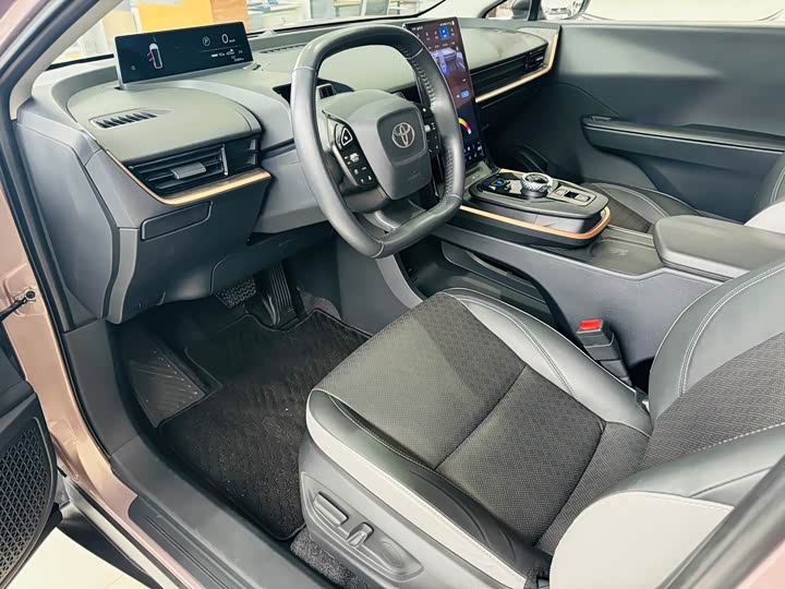 Фото 9 - Toyota bZ3