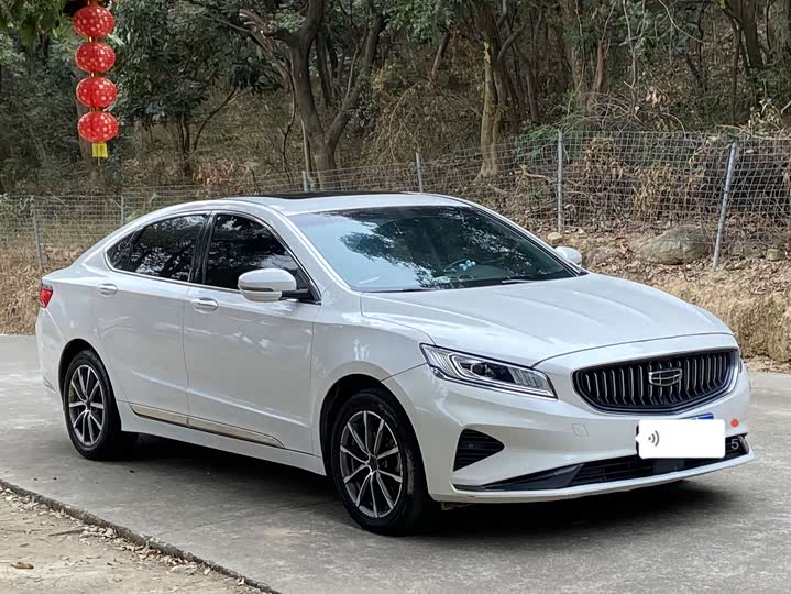 Фото 3 - Geely Emgrand GT