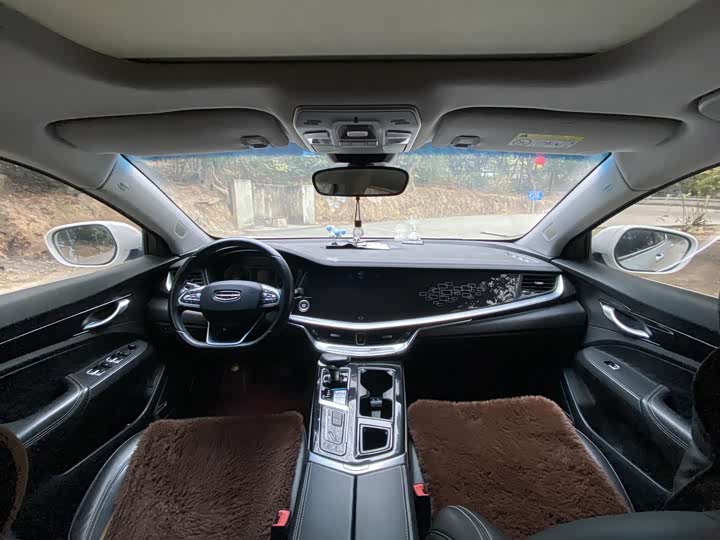 Фото 5 - Geely Emgrand GT