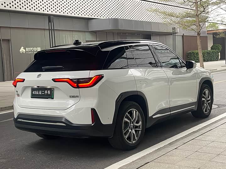 Фото 6 - Nio ES6