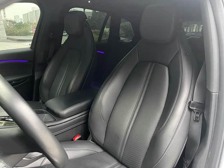 Фото 9 - Nio ES6