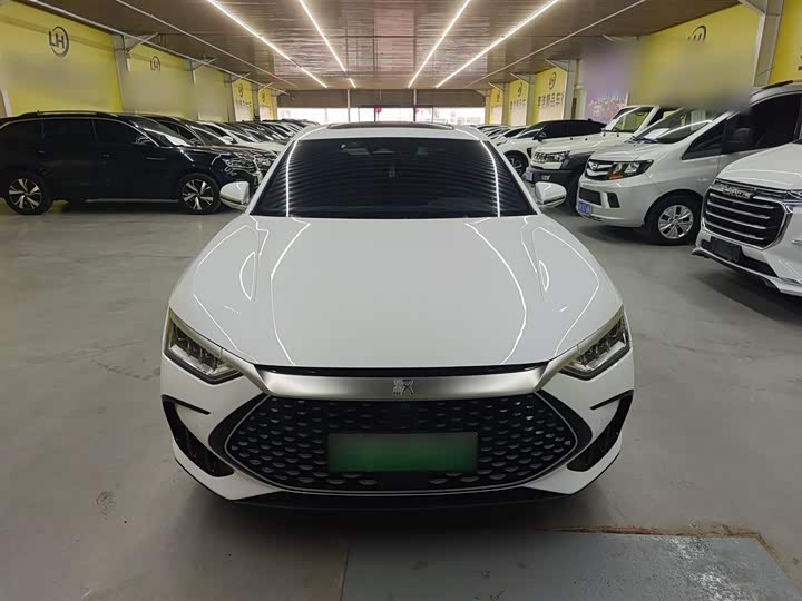 Фото 3 - BYD Han